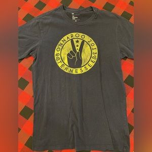 2013 BONNAROO MUSIC FESTIVAL Size Medium Blue Shirt